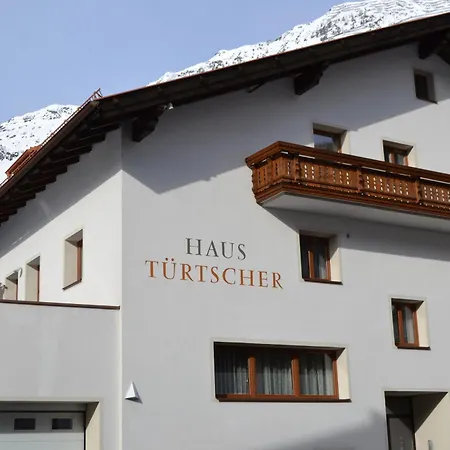 Fruehstueckspension Tuertscher Guest house *